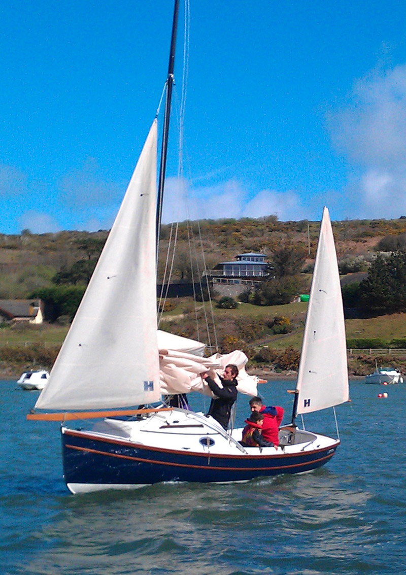 bayraider sailboat